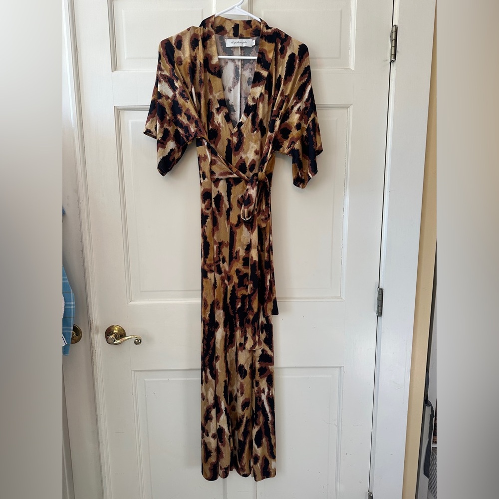 T bags Los Angeles brown leopard print dress